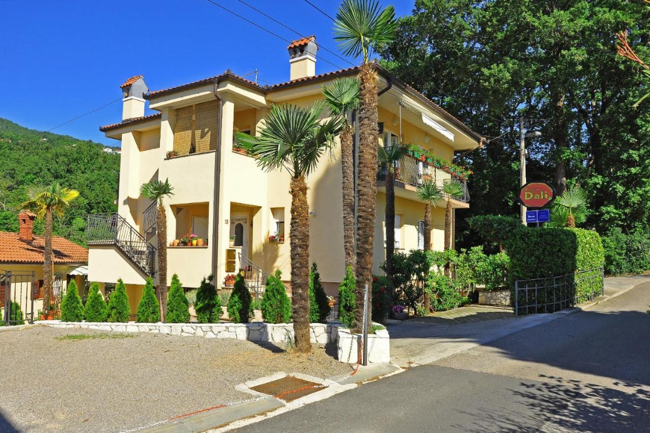 Apartments With A Parking Space Opric, Opatija - 7728 Lovran Exterior foto